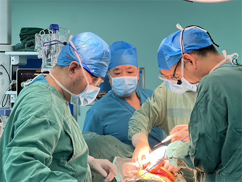 高难度 再突破!唐山南湖医院开展体外循环辅助下胸主动脉人工血管旁路移植术