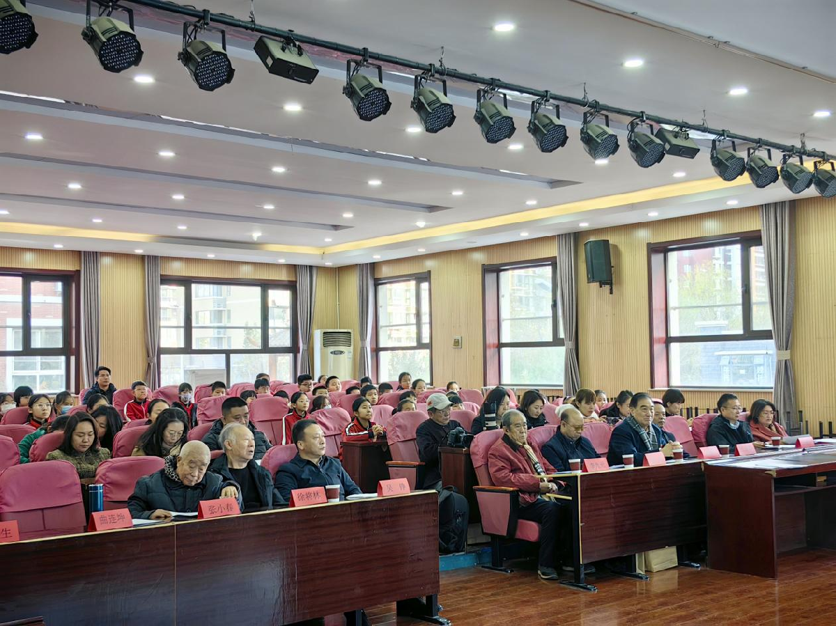 书汉字之韵,展笔墨之美——首届“童墨杯”规范汉字书写大会启动仪式在河北石家庄市金地小学举行